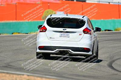 media/Oct-18-2025-Extreme Speed (Sat) [[d6d7e1fef1]]/Group 4 Orange/Session 2 (Turn 3)/